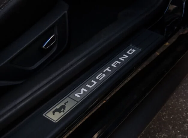 Lamborghini LP560 vs. Ford Mustang 40 minut