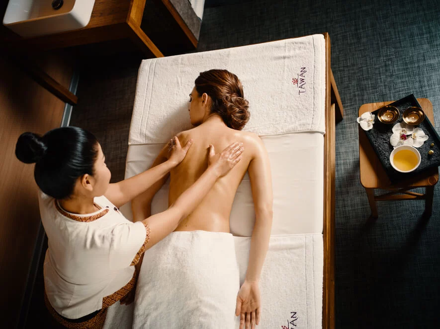 Královská thajská bylinná masáž v Karlových Varech