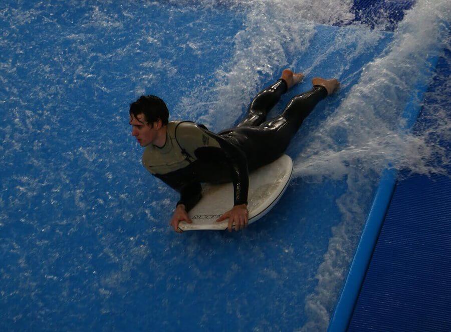 Indoor surfing - Surf aréna