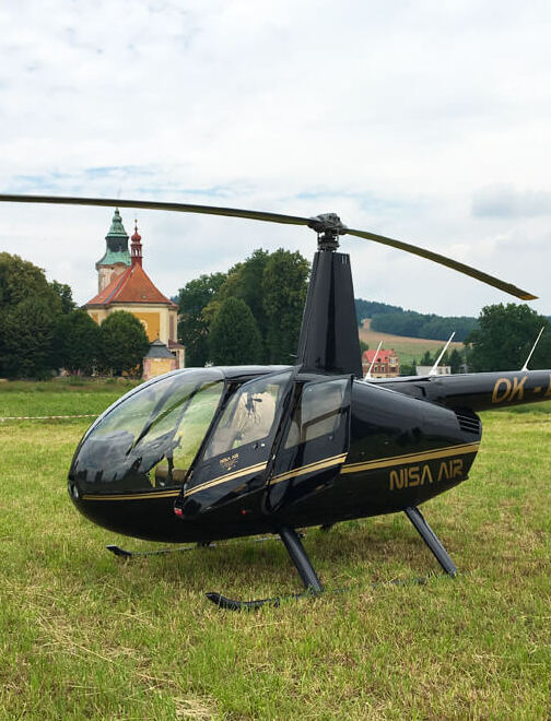 Seznamovací let ve vrtulníku R44