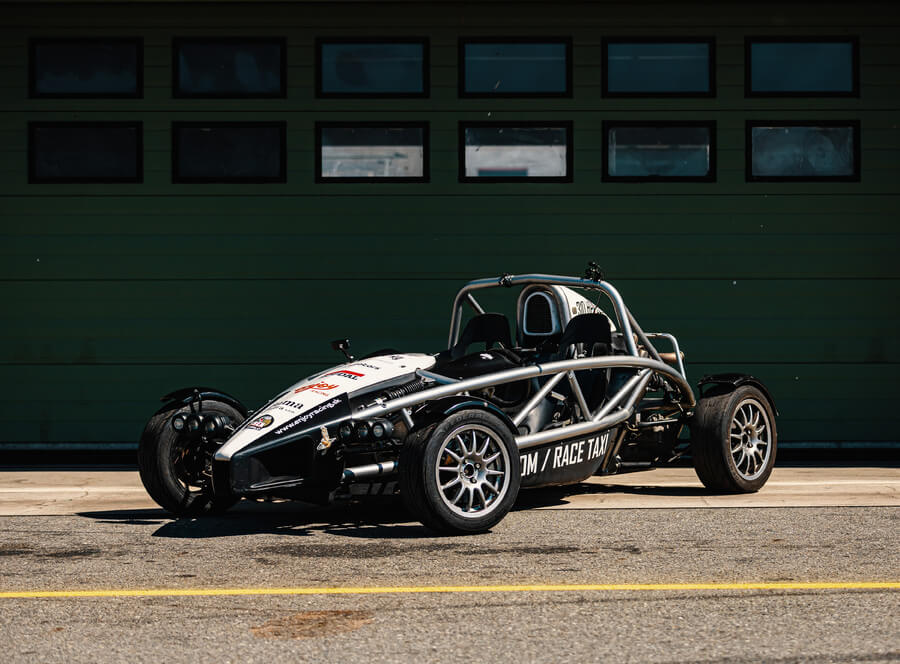 Jízda v Ariel Atom jako spolujezdec