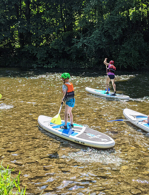 Kurz paddleboardingu na řece