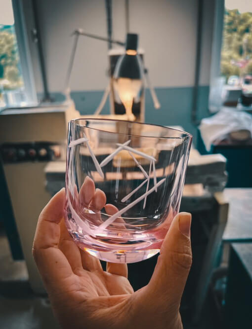 Brusičem skla na zkoušku