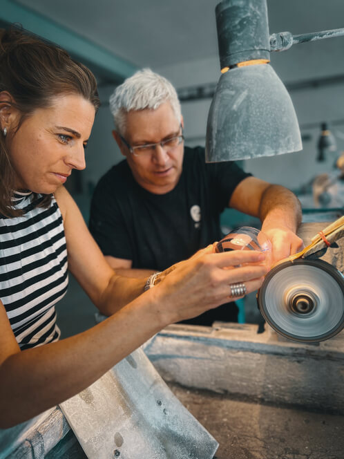 Brusičem skla na zkoušku