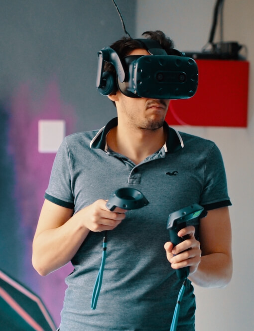 Úniková hra ve virtuální realitě až pro čtyři hráče