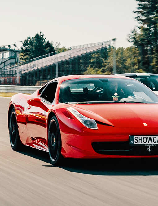 Jízda ve Ferrari 458 Italia v Praze