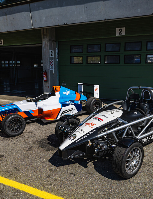 Zážitková jízda v Ariel Atom a formuli F4