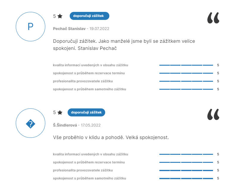 recenze