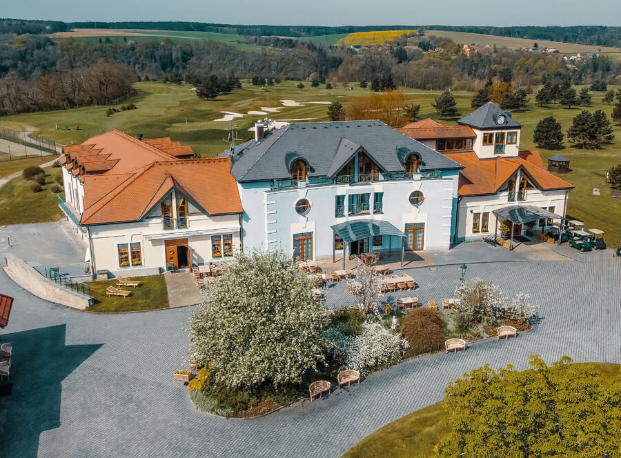 Pobyt na Slavnostech Svobody: Resort Darovanský dvůr