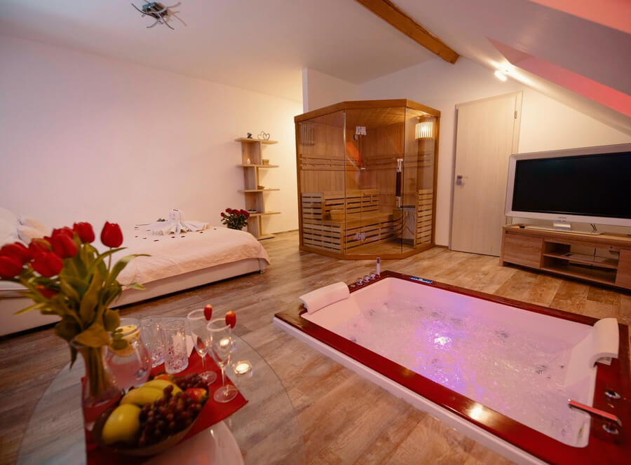 Romantické privátní wellness pro dva na 120 minut