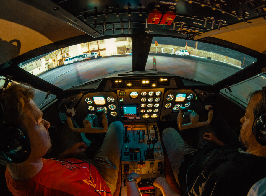 Let v simulátoru L-410