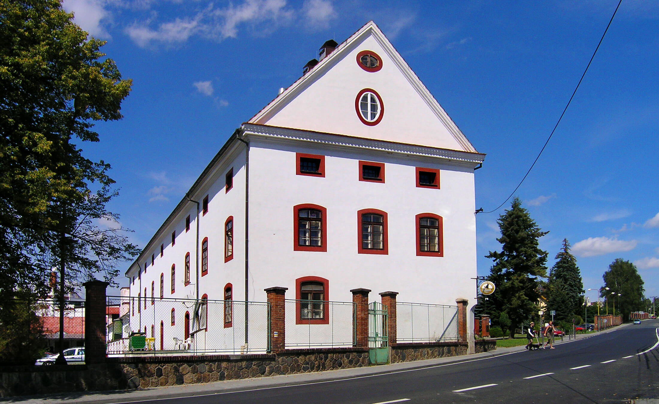Velke Popovice
