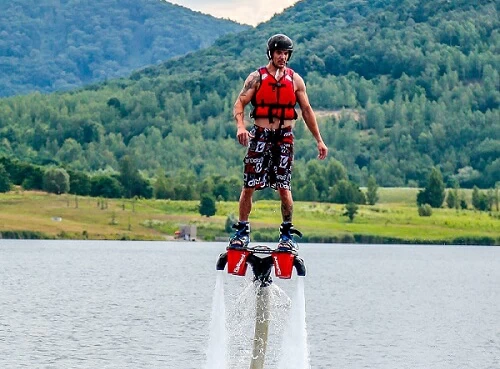 Flyboarding v Hradci Králové