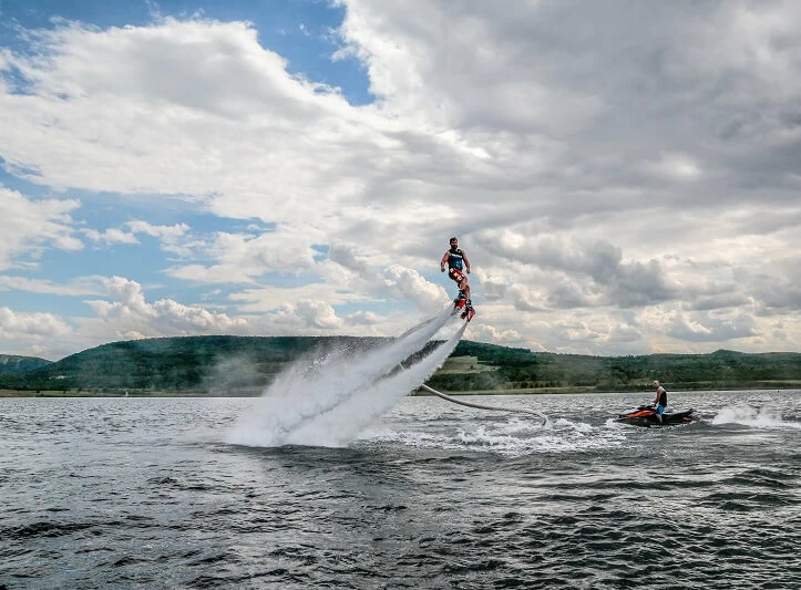 Flyboarding v Hradci Králové