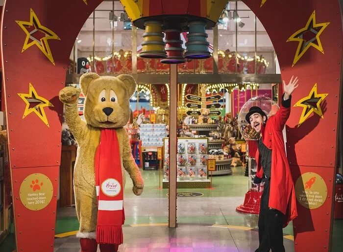 Den v hračkářství Hamleys