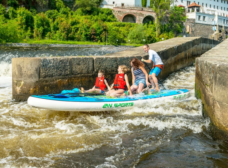 Na big paddleboardu do Zlaté Koruny