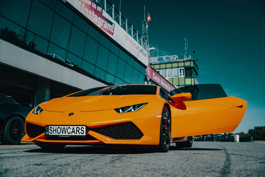 Jízda v Lamborghini Huracán na polygonu Brno - 2 kola