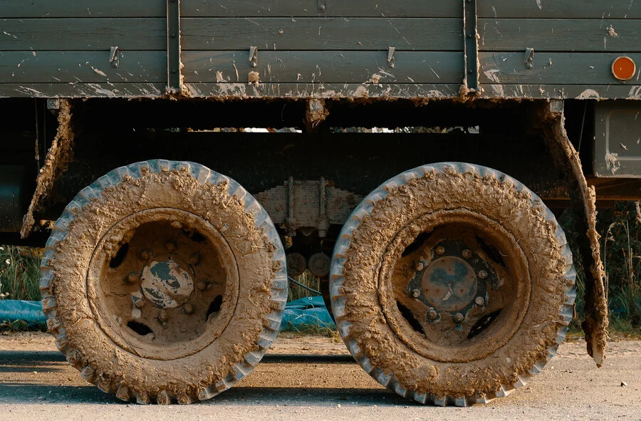Řízení vojenského nákladního vozu Tatra 815