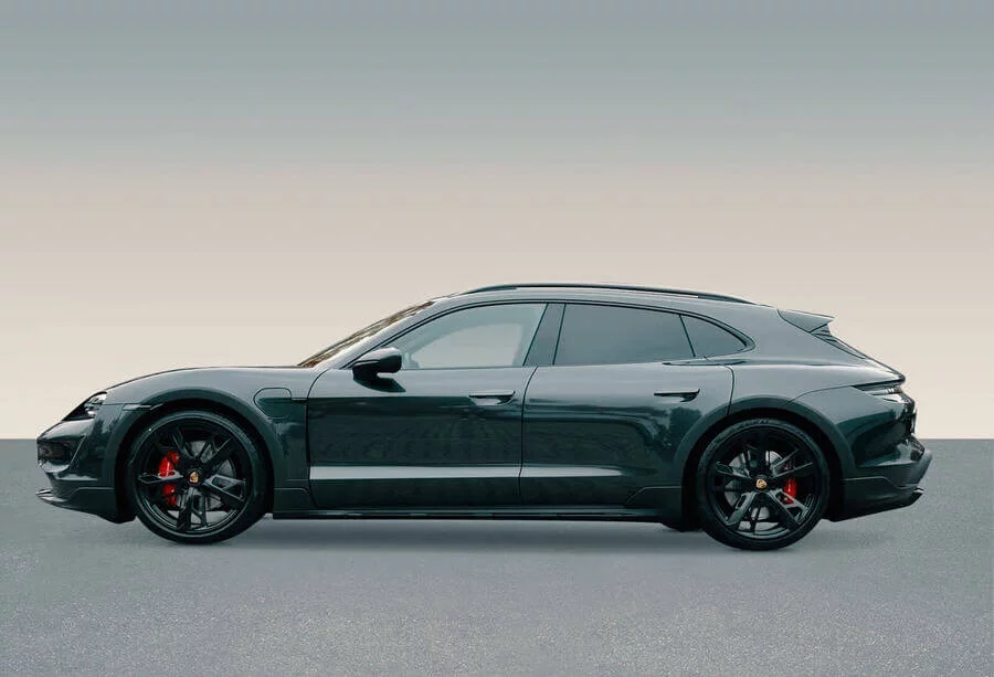 Jízda v Porsche Taycan Cross Turismo 4s - 60 minut