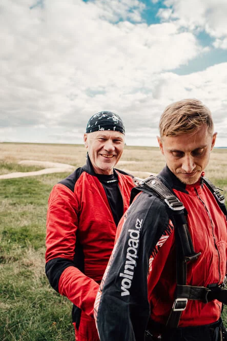 Tandemový seskok z výšky až 4200 m v Rakousku