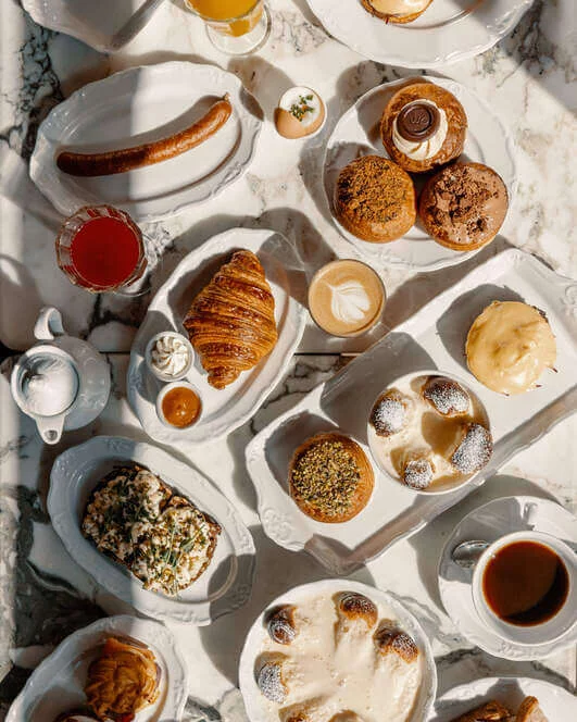 Zážitkové malování s prvotřídním brunchem v Praze