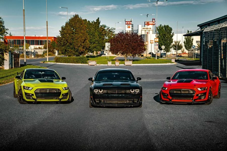 Dodge, Mustang nebo Camaro - Jízda v americké legendě dle výběru