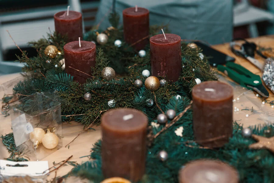 Výroba adventních věnců