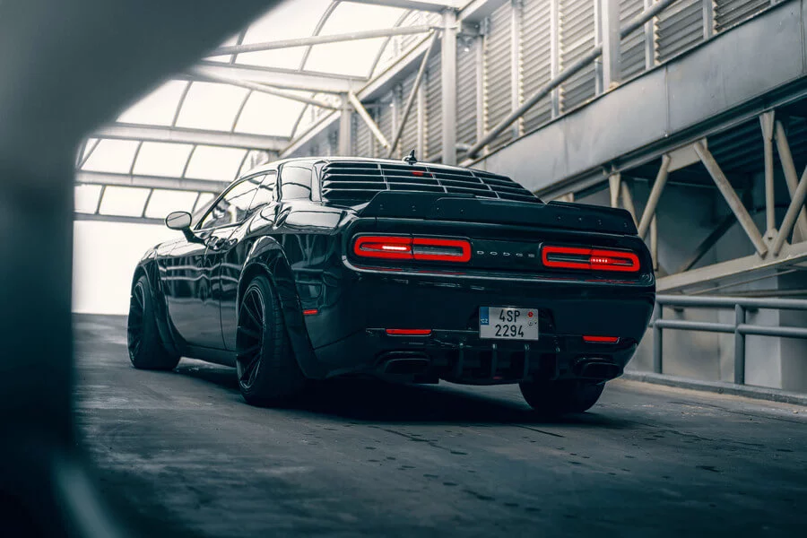 Pronájem Dodge Challenger Widebody: 450 koní americké síly