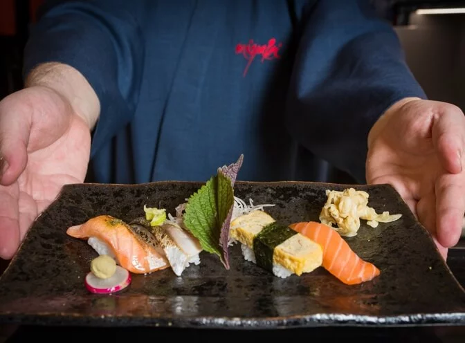 Restaurace Miyabi - "snězte kolik chcete sushi" pro dva
