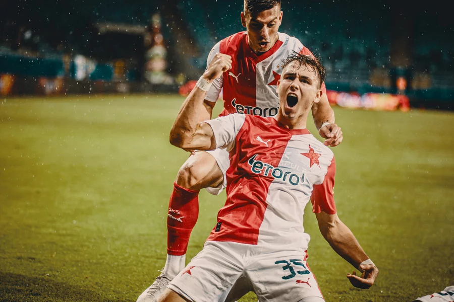 Fotbalový zážitek s výhledem na hvězdy: SK Slavia Praha