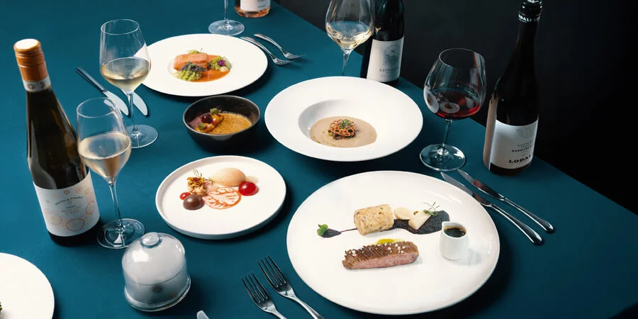 Degustační menu v Žižkovské věži - restaurace Oblaca