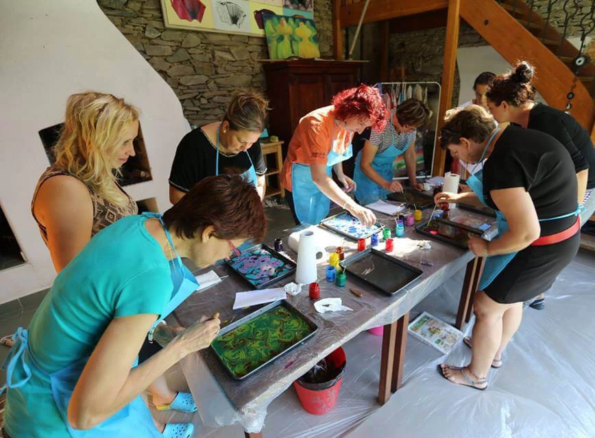 Ebru - Kouzlo turecké malby na vodní hladině