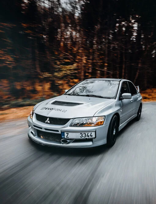 Jízda v Mitsubishi Lancer EVO IX