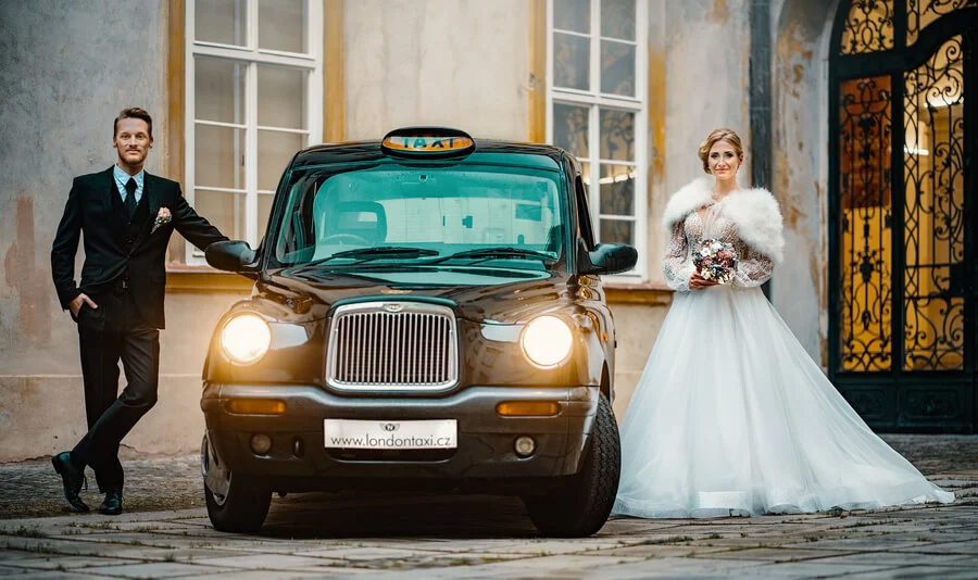 Vyhlídková jízda Brnem v London Taxi