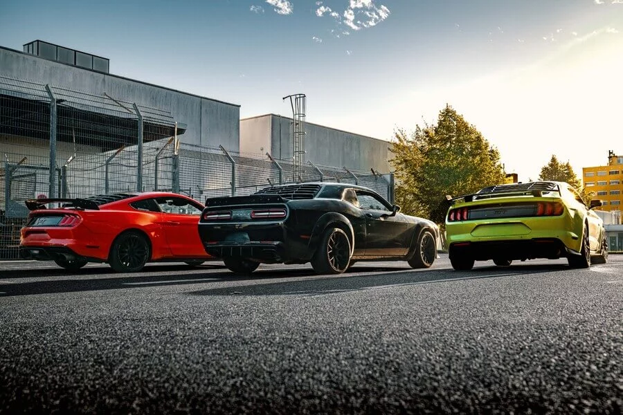 Dodge, Mustang nebo Camaro - Jízda v americké legendě dle výběru