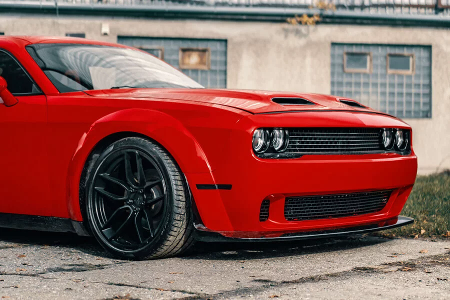 Jízda v Dodge Challengeru s manuálním řízením