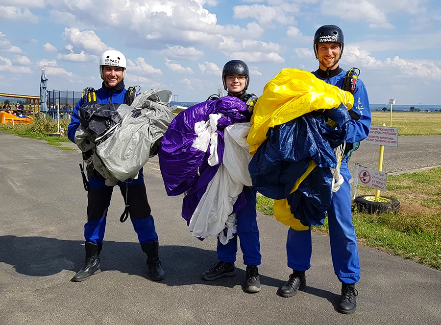 Paravýcvik s 1 seskokem