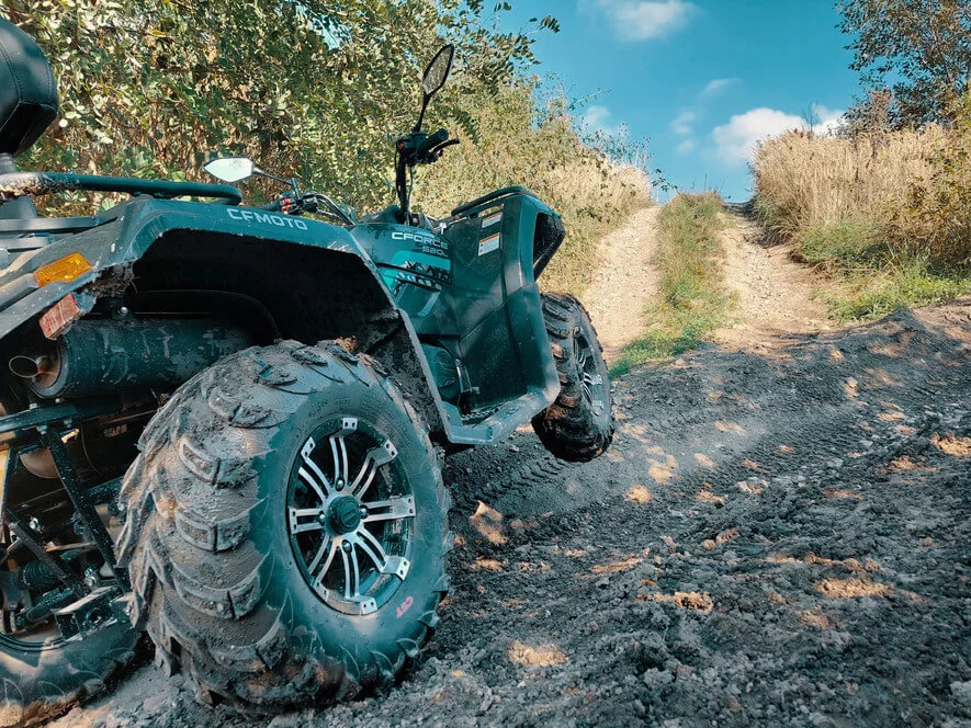 Offroad jízda na čtyřkolce