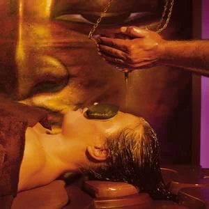 Hot Ayurveda - 90 minut
