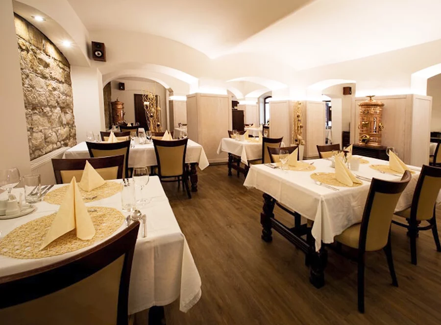 Královská večeře v luxusní restauraci v srdci Plzně