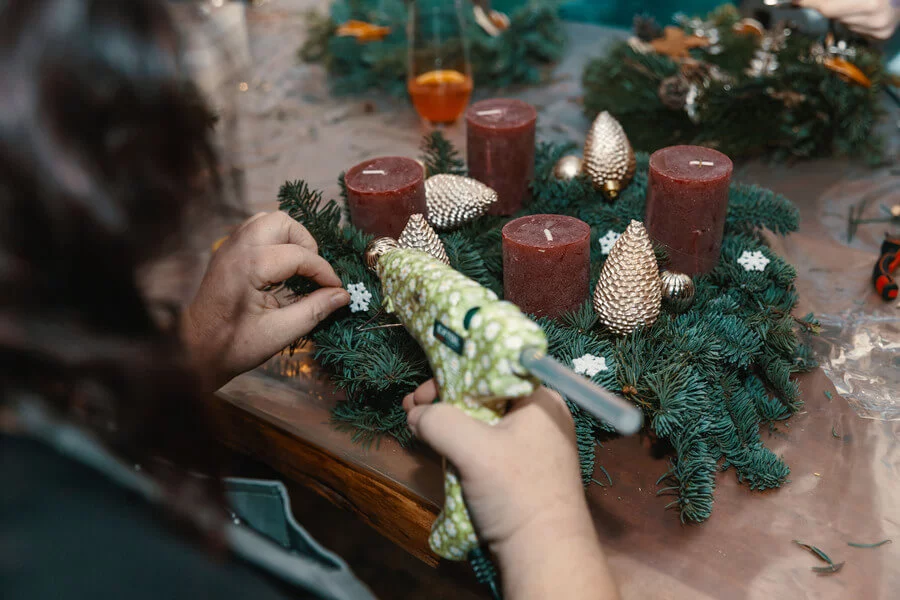 Výroba adventních věnců