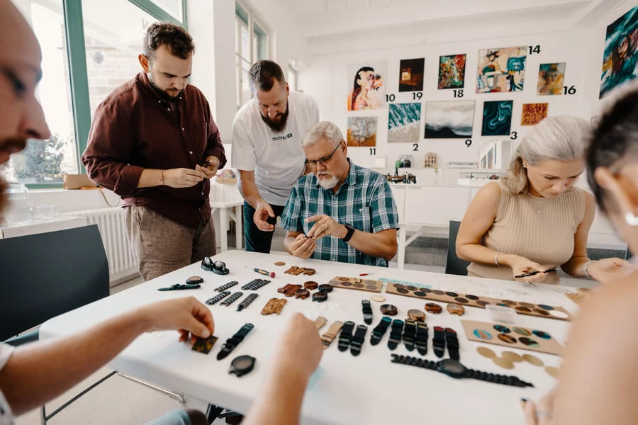 Kurz výroby dřevěných hodinek