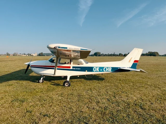 Výlet vyhlídkovým letadlem pro 3