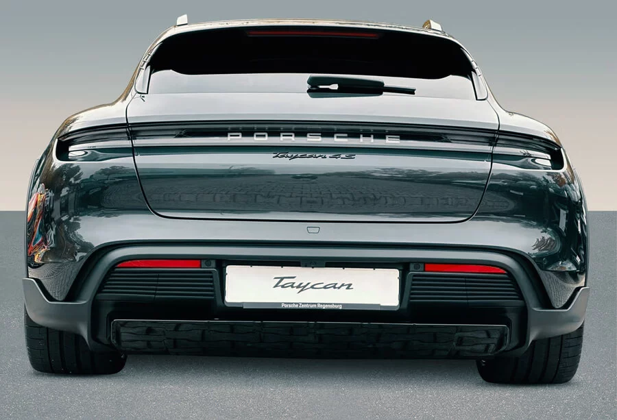 Jízda v Porsche Taycan Cross Turismo 4s - 20 minut