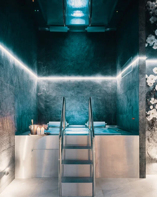 Privátní světelné LIGHT wellness pro dva