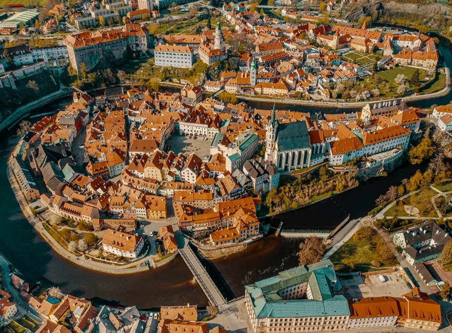 Vyhlídkový let nad jižními Čechy a Šumavou