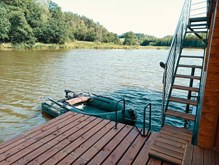 Pobyt na soukromém hausbótu s rybařením