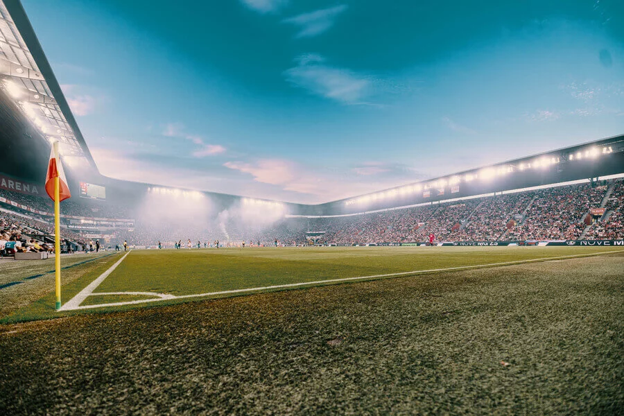 Fotbalový zážitek s výhledem na hvězdy: SK Slavia Praha