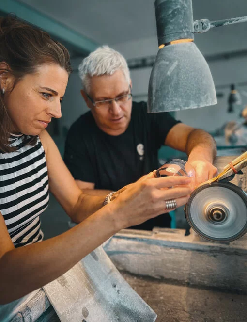 Brusičem skla na zkoušku