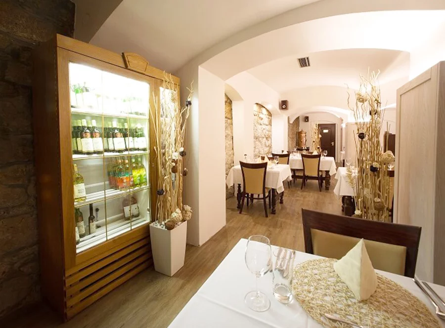 Královská večeře v luxusní restauraci v srdci Plzně